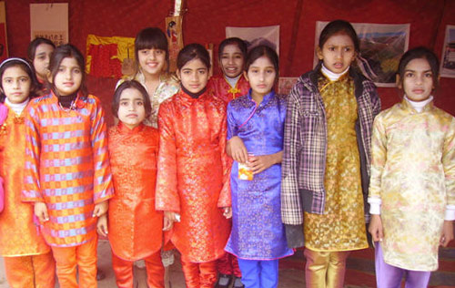 NUSRAT JEHAN中小学